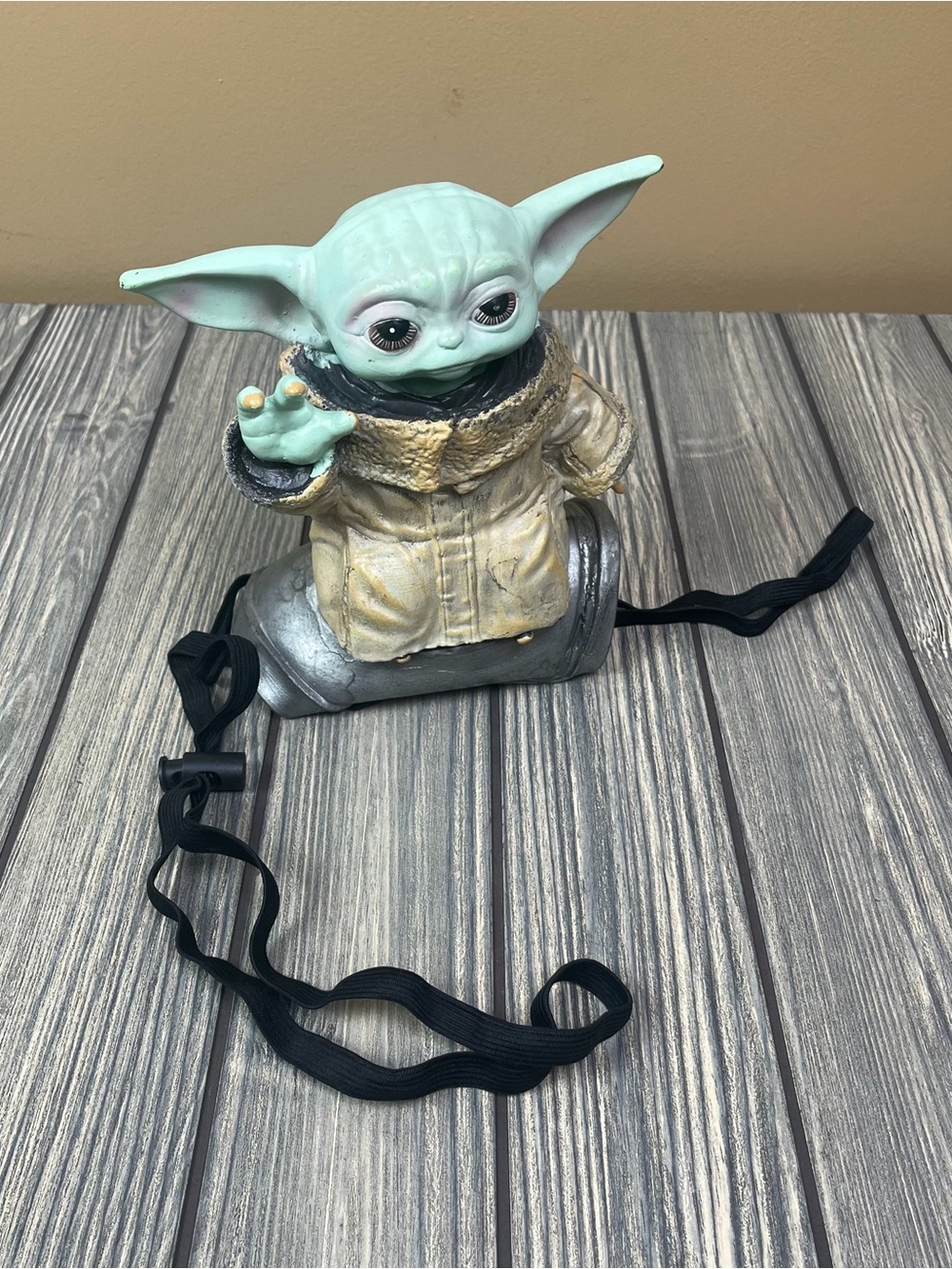 Star Wars Grogu Baby Yoda Shoulder Sitter